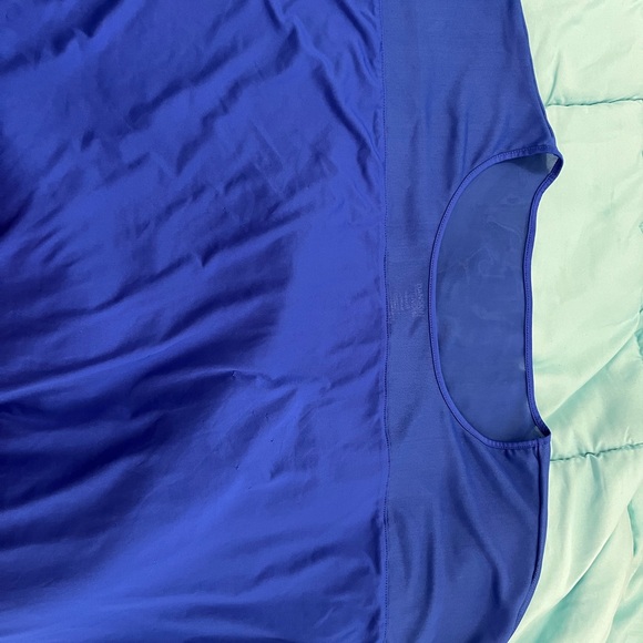 Danskin Royal Blue Short Sleeve Top - Picture 3 of 3